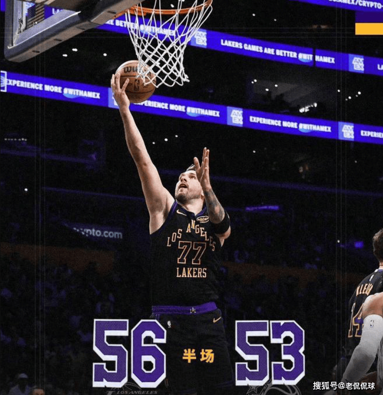 九游官网-风云突变密尔沃基雄鹿关键时刻绝杀压哨奥兰多魔术围绕全明星赛止住颓势，赛后单刀错失引欢呼都惊呆了的简单介绍